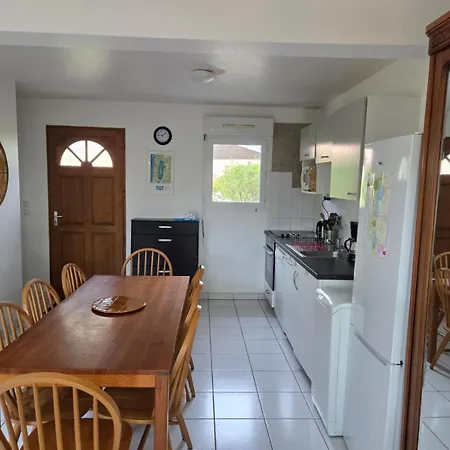 Maison De 6-8 Pers, Au Bord Du De Hourtin, Avec Piscine Prázdninový dům *